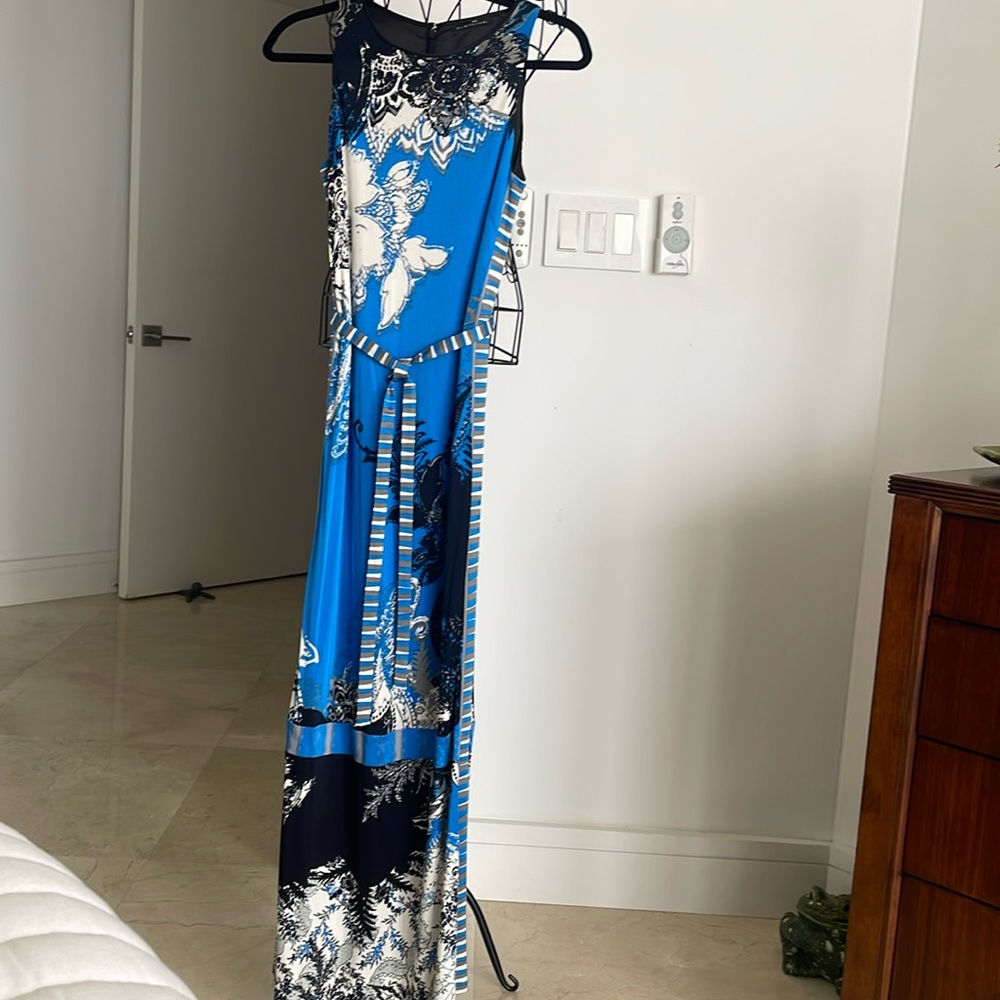 ELIE TAHARI EYE CATCHING DRESS